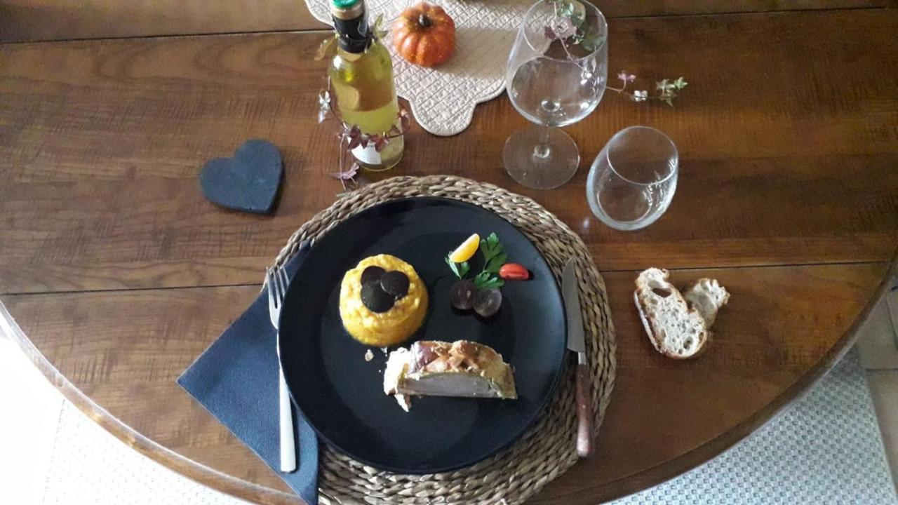 Bed and Breakfast Coeur De Vigne A Colombier 24560 Issigeac Экстерьер фото
