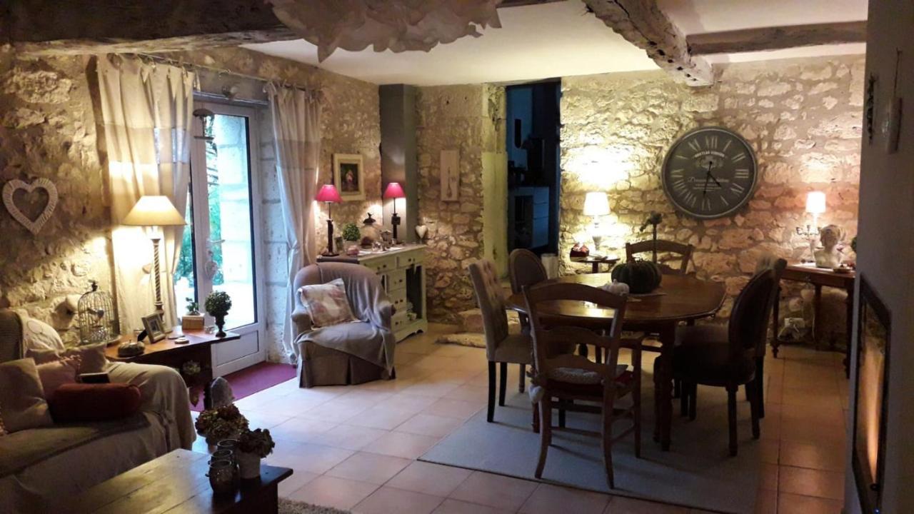 Bed and Breakfast Coeur De Vigne A Colombier 24560 Issigeac Экстерьер фото