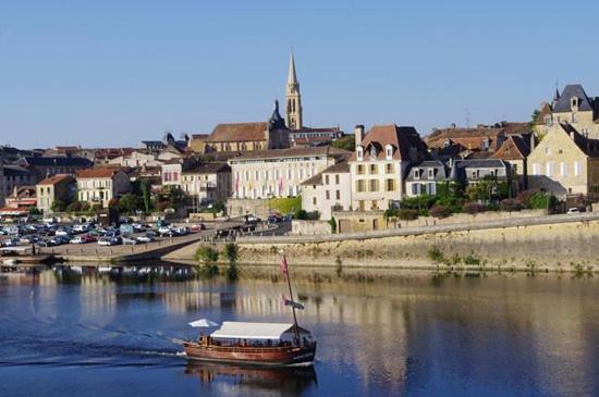 Bed and Breakfast Coeur De Vigne A Colombier 24560 Issigeac Экстерьер фото